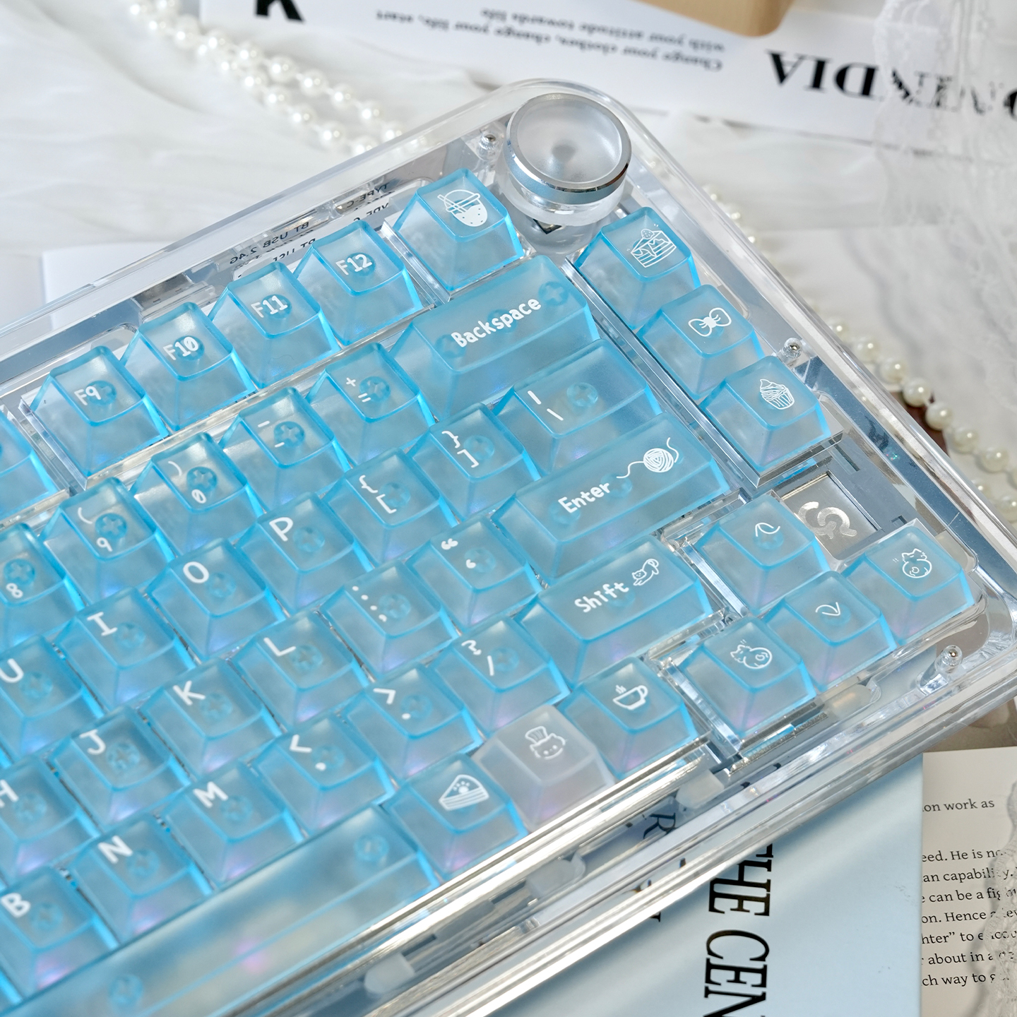 136 keys Gradient Blue Crystal - مراجعة Pc Gaming Pink وسعره