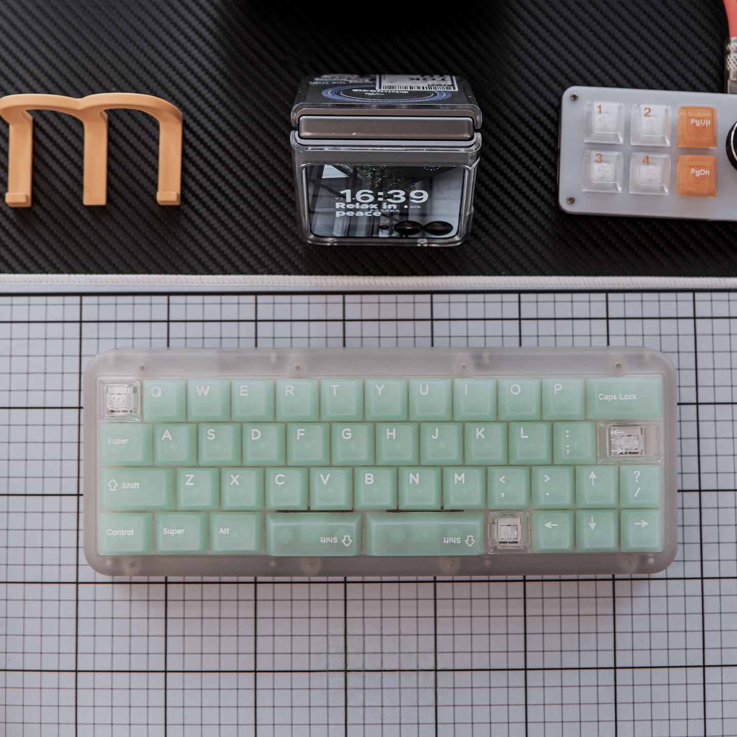 132 keys Green Fog Transparent - مراجعة Pc Gaming Pink وسعره